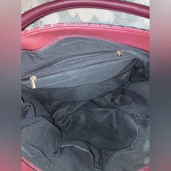 Sarah Coventry Burgandy Shoulder Bag w/ Woven Texture Like New - Picture 5 of 5